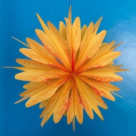 Gonneke Ronner papercut